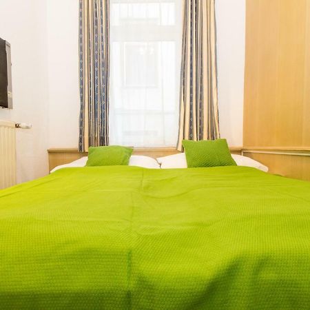Checkvienna - Edelhof Apartments المظهر الخارجي الصورة