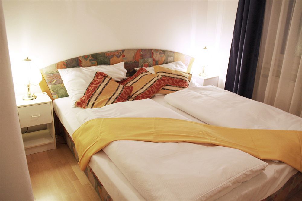 Checkvienna - Edelhof Apartments المظهر الخارجي الصورة