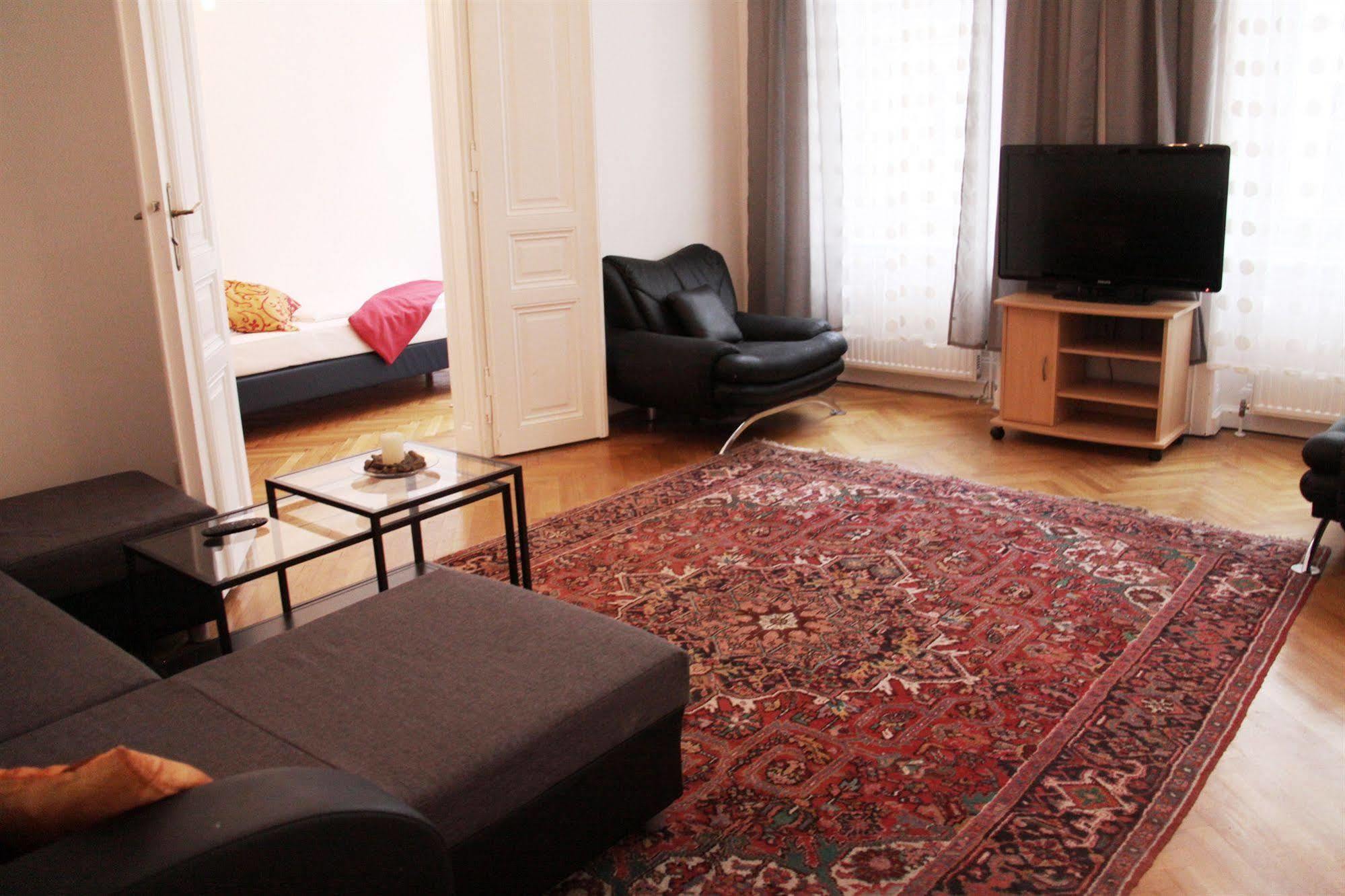 Checkvienna - Edelhof Apartments المظهر الخارجي الصورة