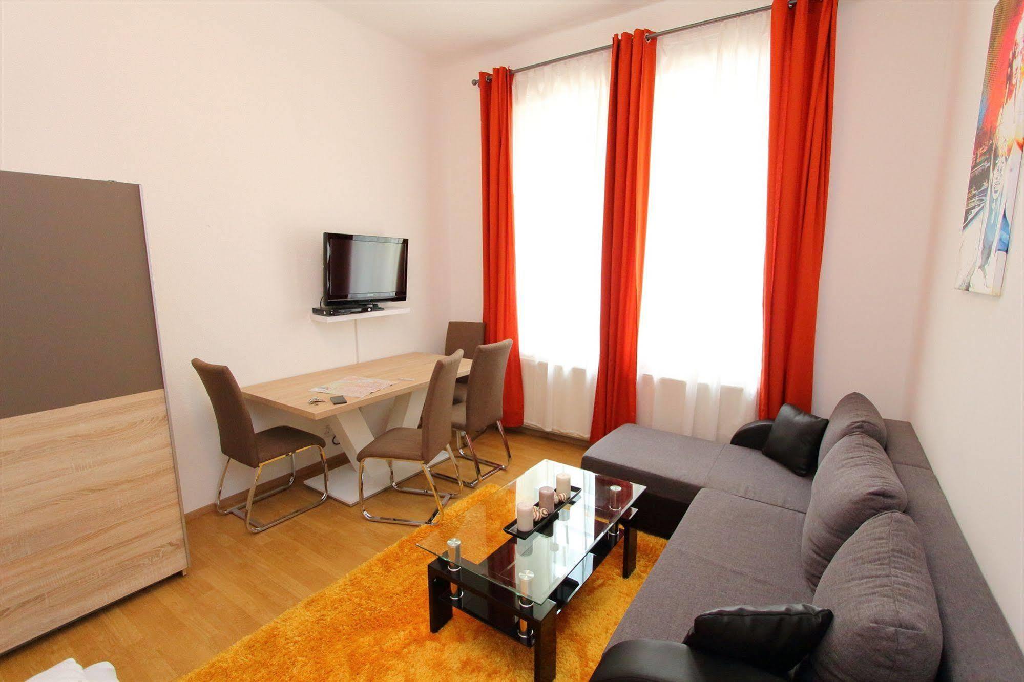 Checkvienna - Edelhof Apartments المظهر الخارجي الصورة